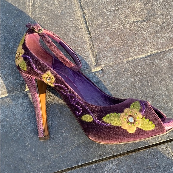 Le Silla beautiful purple heels - Picture 2 of 7